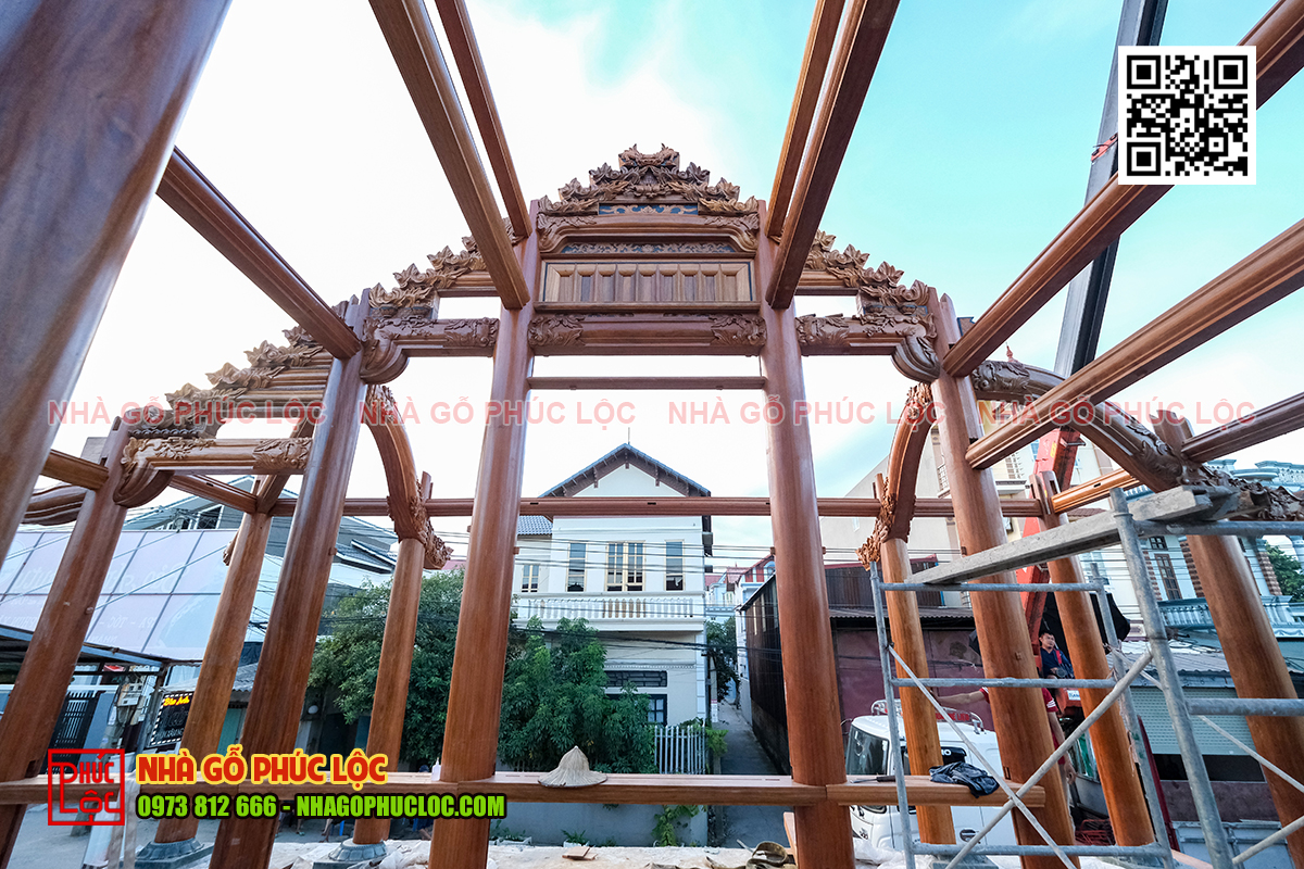 Nâng đỡ phần mái ngôi nhà